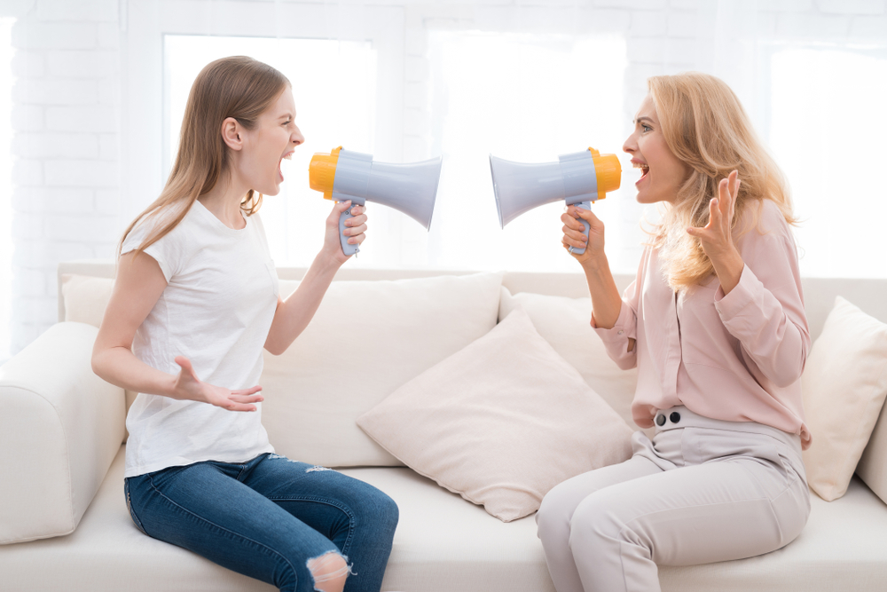Effective Ways On How You Could Stop Your Screaming Battle With Your Teen